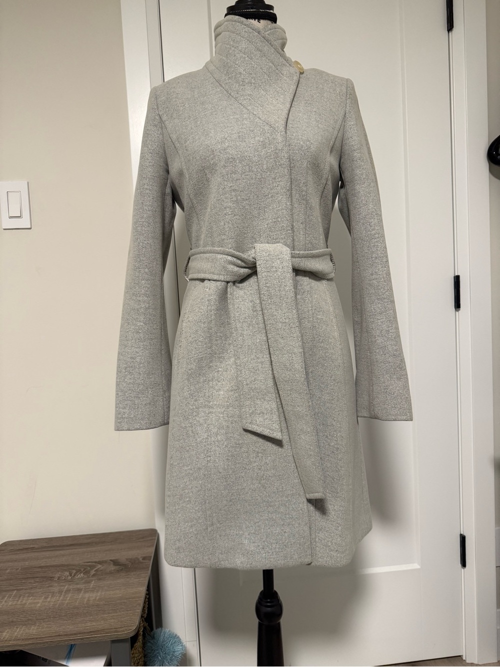 Babaton Light Gray Wrap Belted Long Sleeve Dress Coat